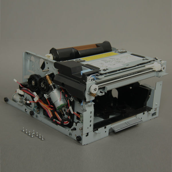Zerlegter DNP Drucker aus unserer Reparatur Werkstatt