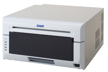 Laden Sie das Bild in den Galerie-Viewer, DNP DS820 Fotodrucker Thermodrucker für Großformate